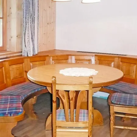 Apartment Grosse Ferienwohnung- *